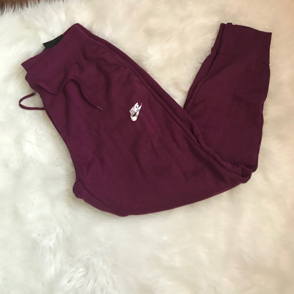 Nike women sweatpants